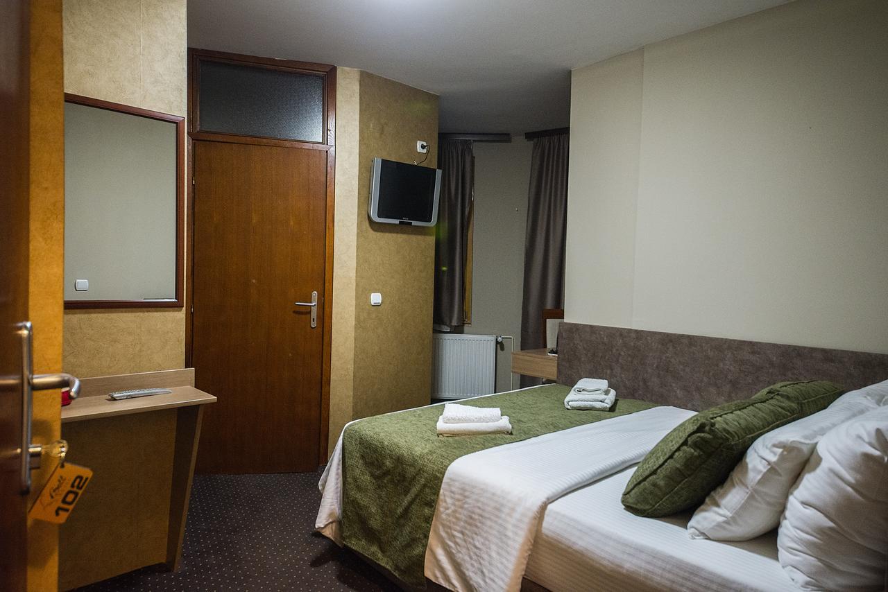 Hotel Bell Leskovac  Eksteriør billede