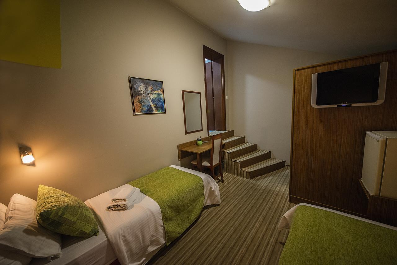 Hotel Bell Leskovac  Eksteriør billede